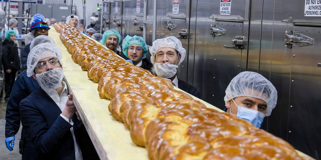 Bread creation, a 35-foot long challah, may have set a world record: Challalujah! - Vimarsana News