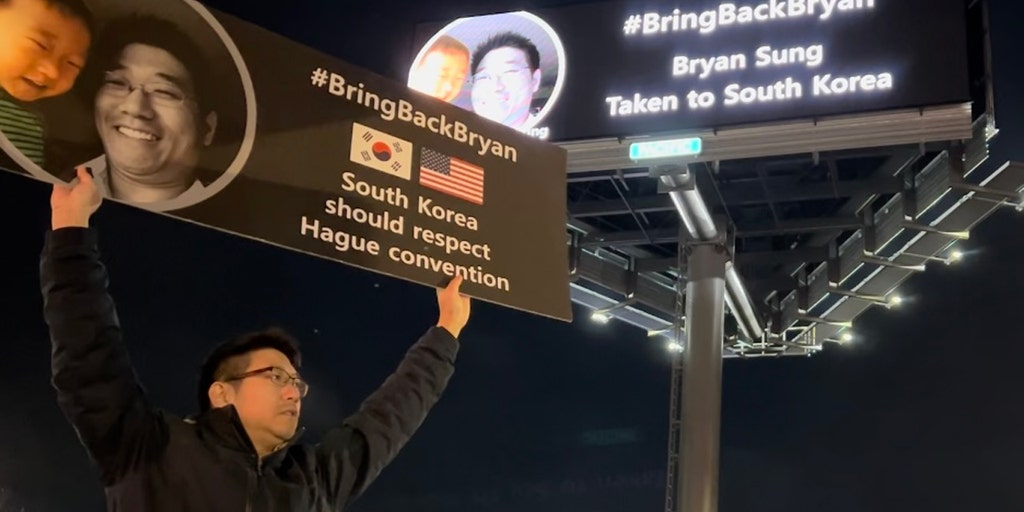 American dad fights for return of young son kidnapped to Korea - Vimarsana News