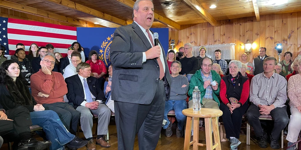 Offered new ammunition, Christie repeatedly targets Haley as she closes gap with Trump in New Hampshire polls - Vimarsana News