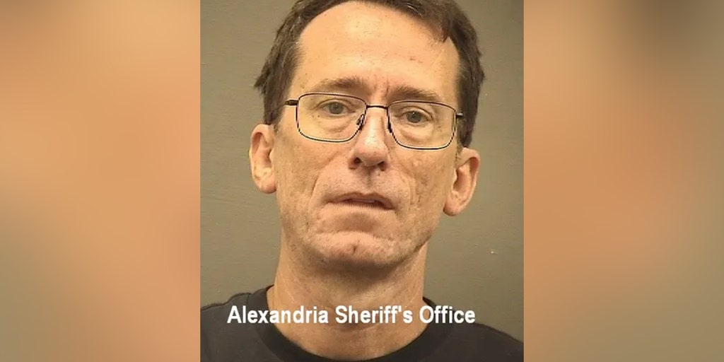 Former FDIC attorney pleads guilty conspiring to sexually exploit children - Vimarsana News