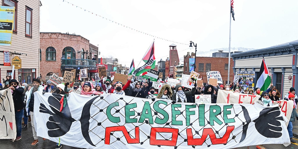 Pro-Palestinian protesters shut down Sundance film festival's main street - Vimarsana News