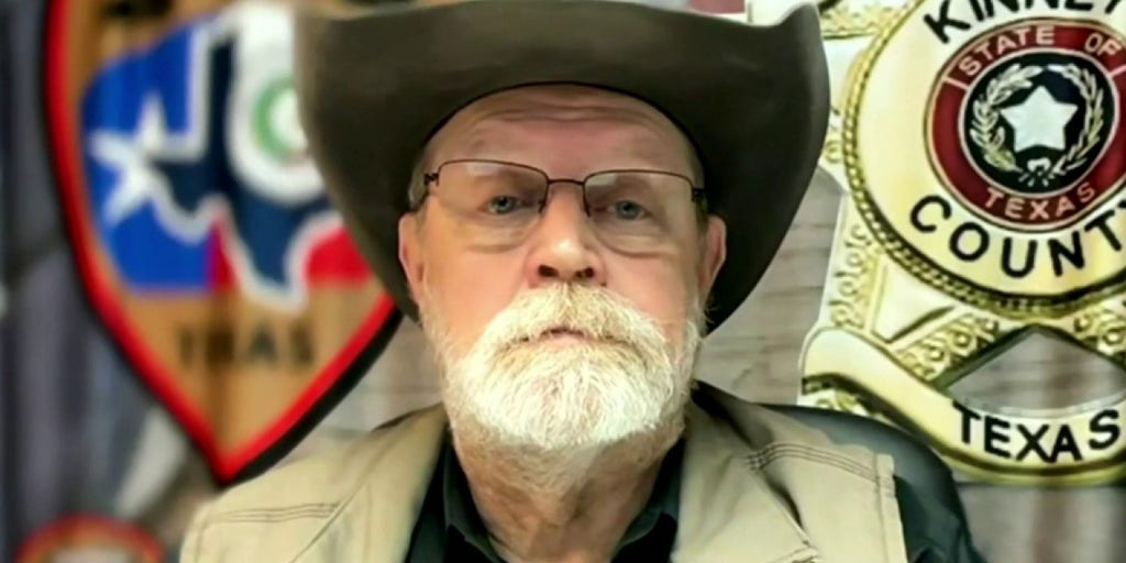 Texas sheriff calls out federal government, Mayorkas for blocking Border Patrol from doing their job - Vimarsana News