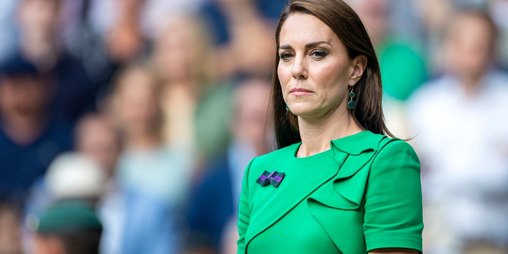 Kate Middleton apologizes for altered photo, 50 injured by sudden drop on Boeing plane and more top headlines - Vimarsana News