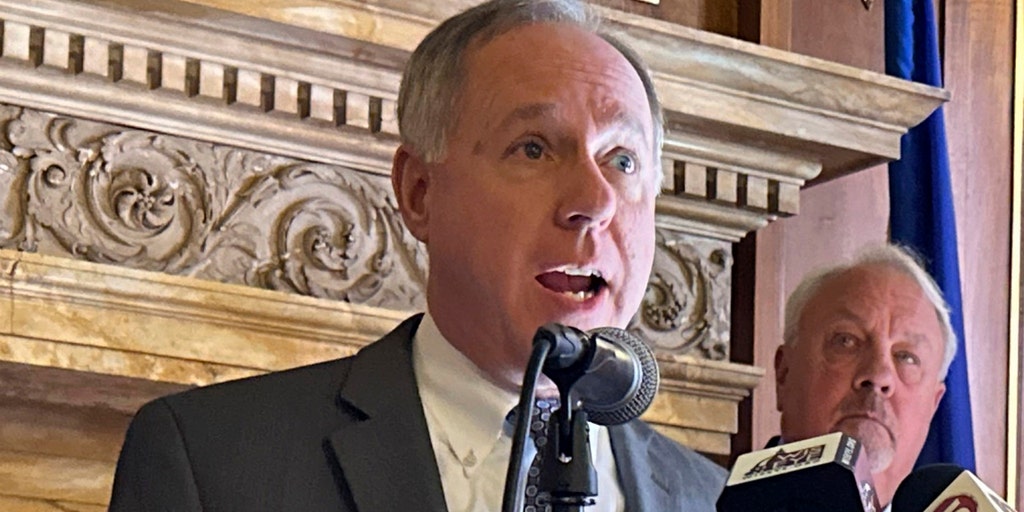Wisconsin GOP eyes referendum on 14-week abortion ban - Vimarsana News