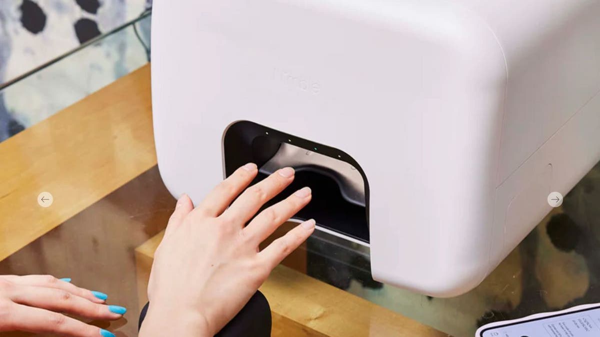 CES 2024: Hands-on with the at-home Nimble manicure robot | Mashable