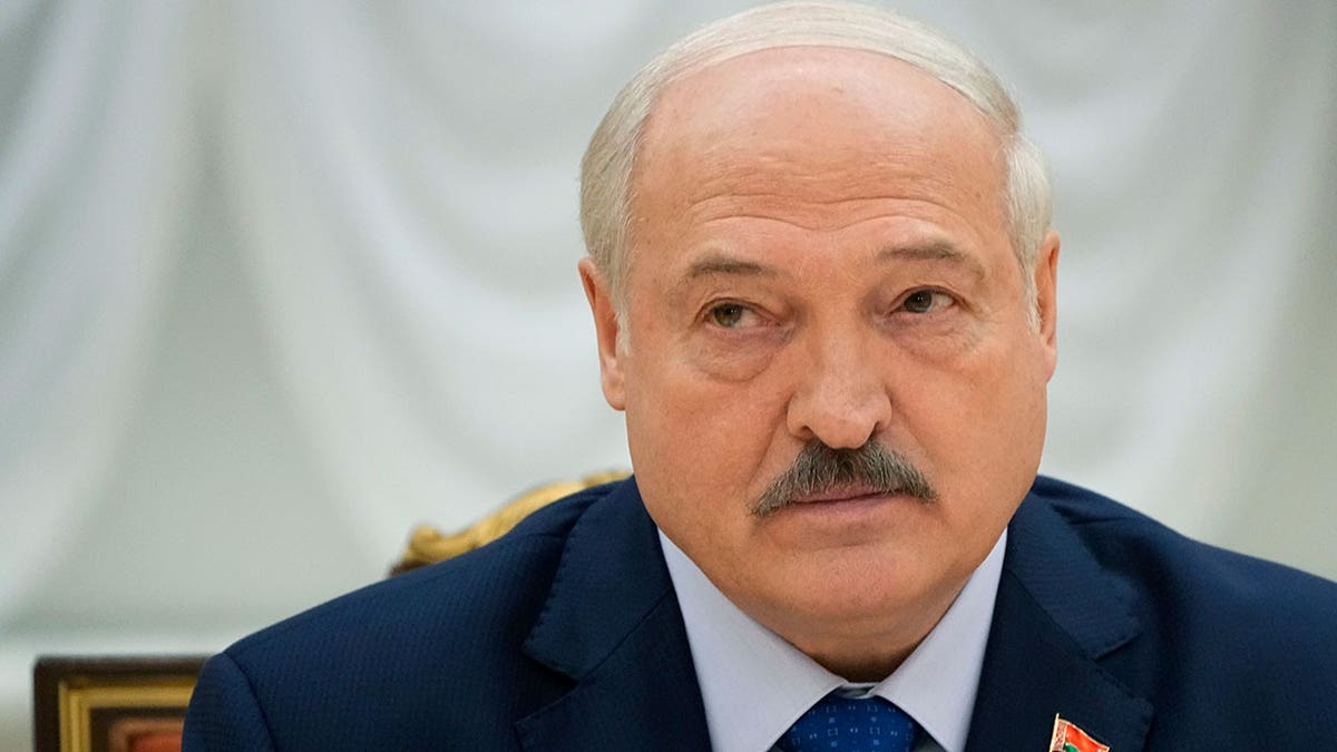 Alexander Lukashenko listens