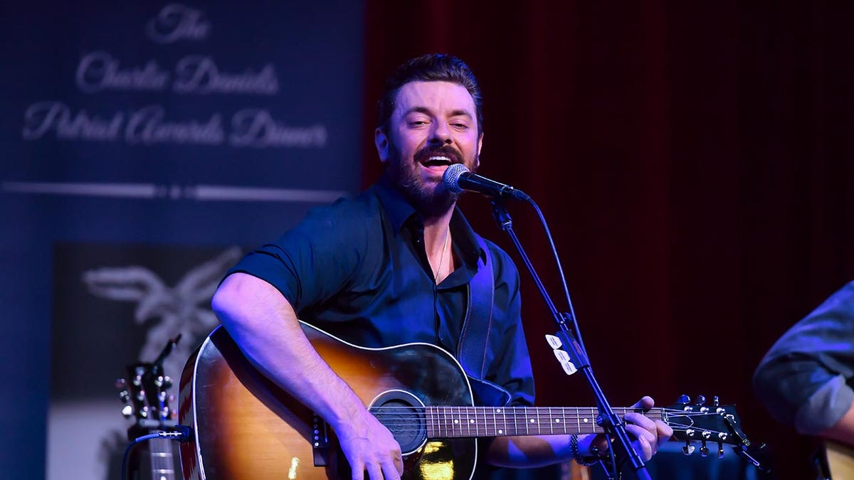 Chris Young performing