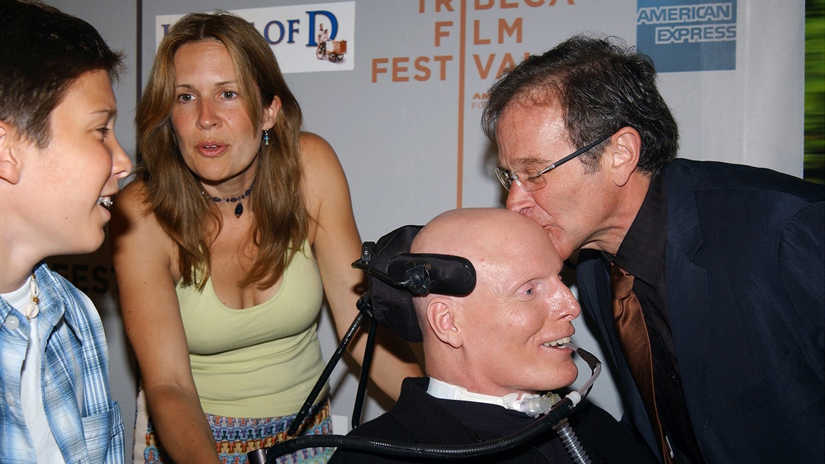 Christopher Reeve, his family and Robin Williams