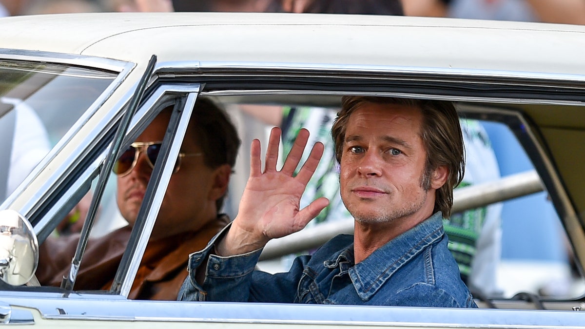brad pitt and leonardo dicaprio in a car on the set of once upon a time in hollywood