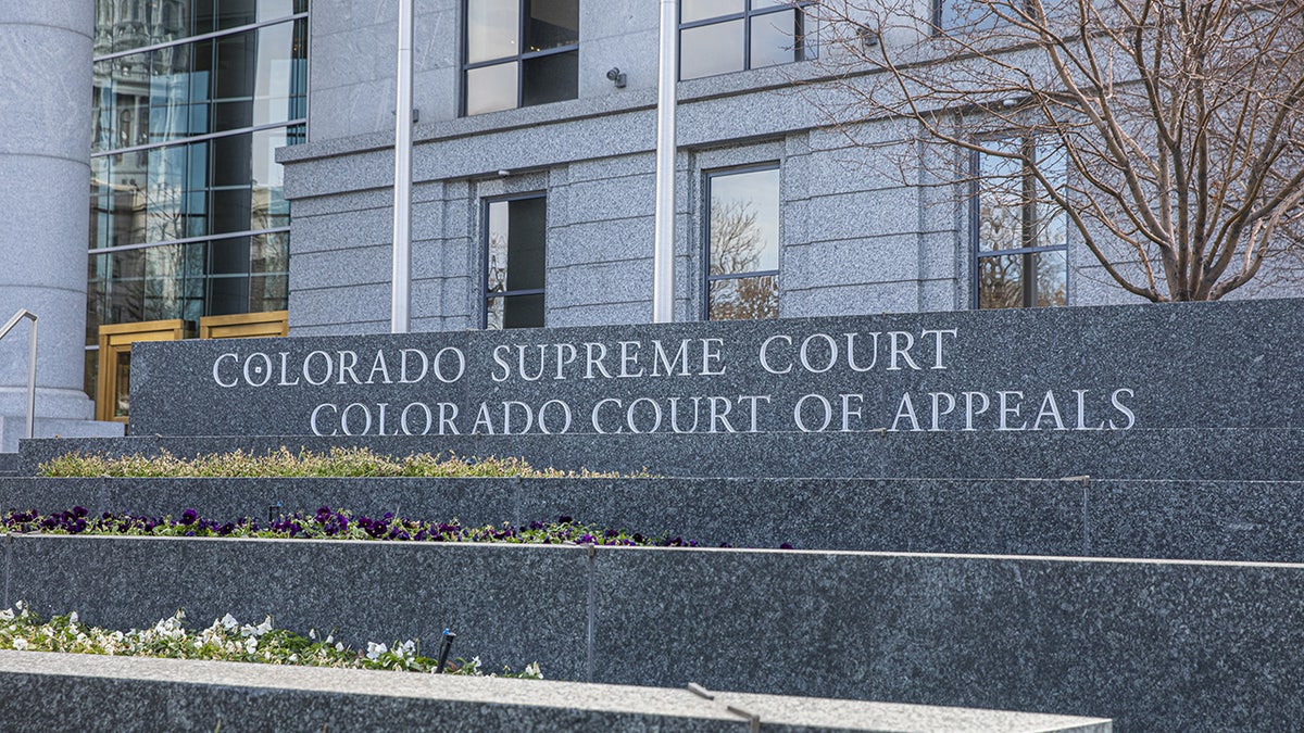 Supreme Court To Decide If Trump Banned From Colorado Ballot In ...