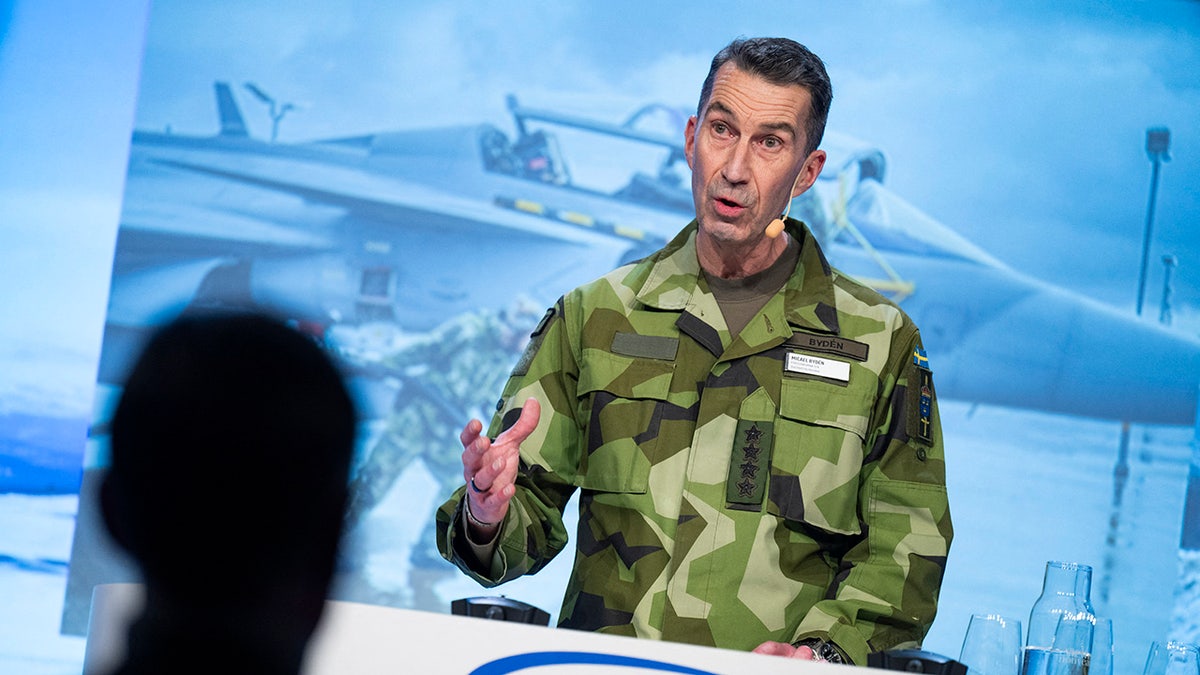 Swedish army commander
