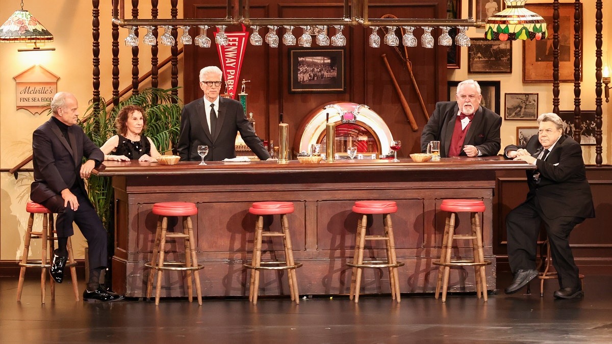 Kelsey Grammer, Ted Danson and the cast of "Cheers"