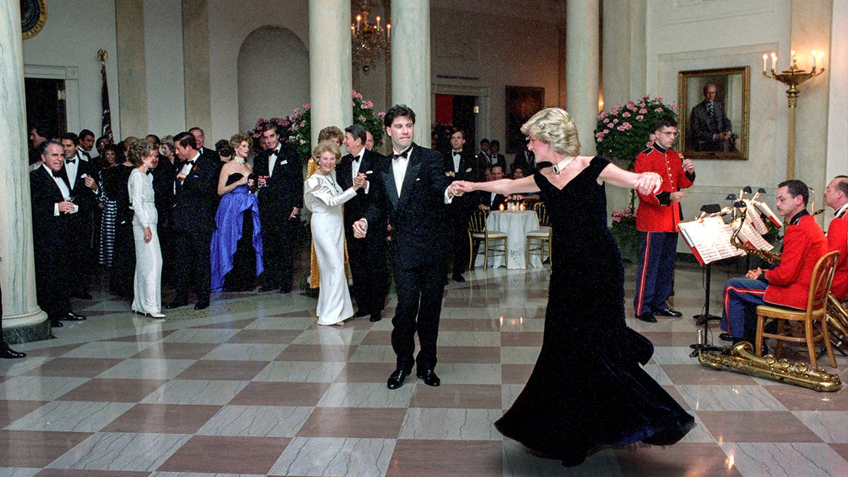 John Travolta dancing with Princess Diana