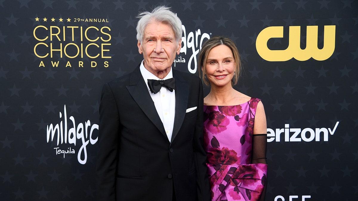 Harrison Ford and Calista Flockhart posing together