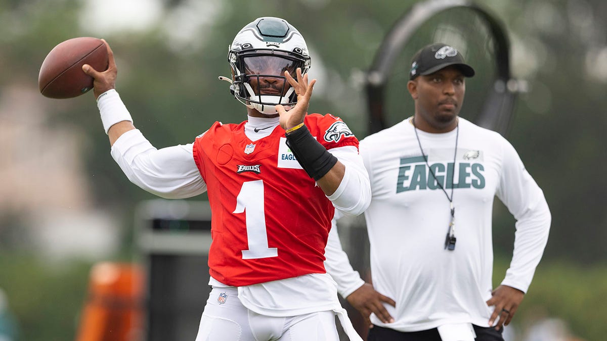 Eagles Continue Shakeup, Ousts Offensive Coordinator Brian Johnson ...