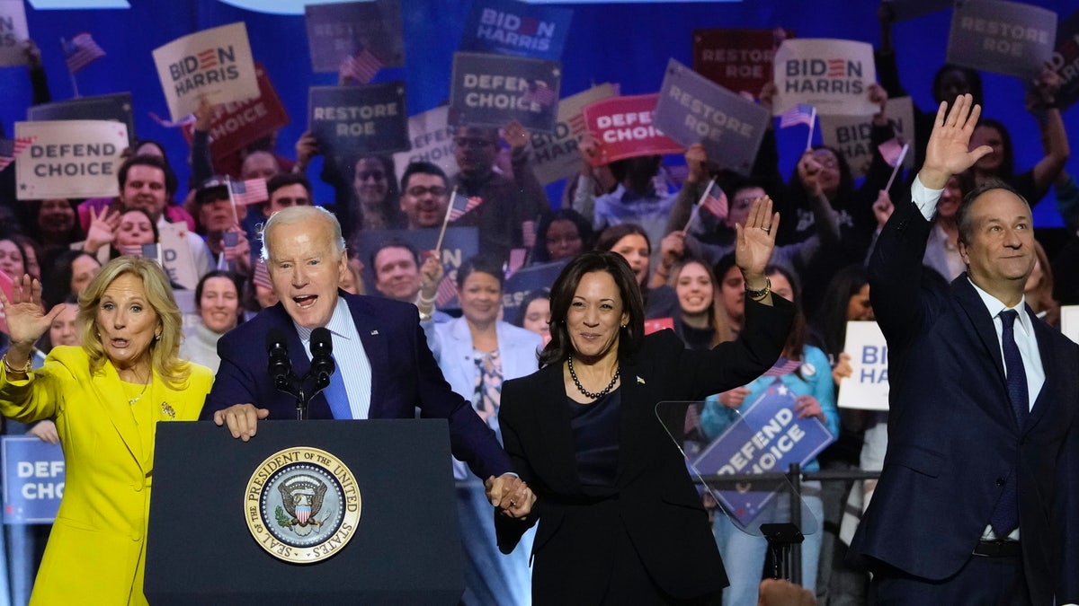 Joe Biden and Kamala Harris campaign