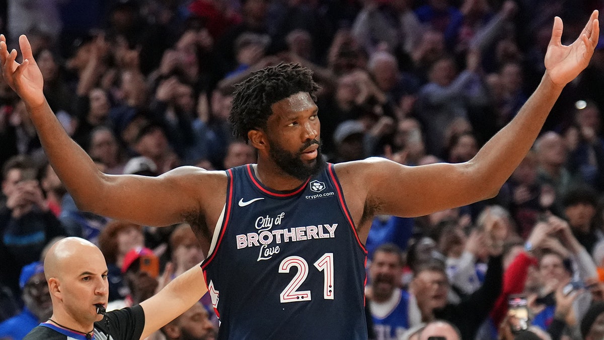 Sixers’ Joel Embiid Drops 70 Against Spurs, Breaks Wilt Chamberlain’s ...