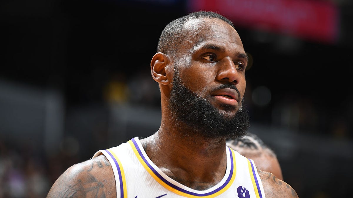 LeBron James sounds off after controversial ending to the Pacers ...