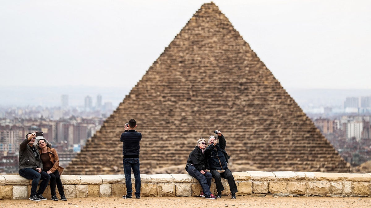 Egyptian Officials Cancel Plan To Renovate Ancient Pyramid Over   Pyramids 2 