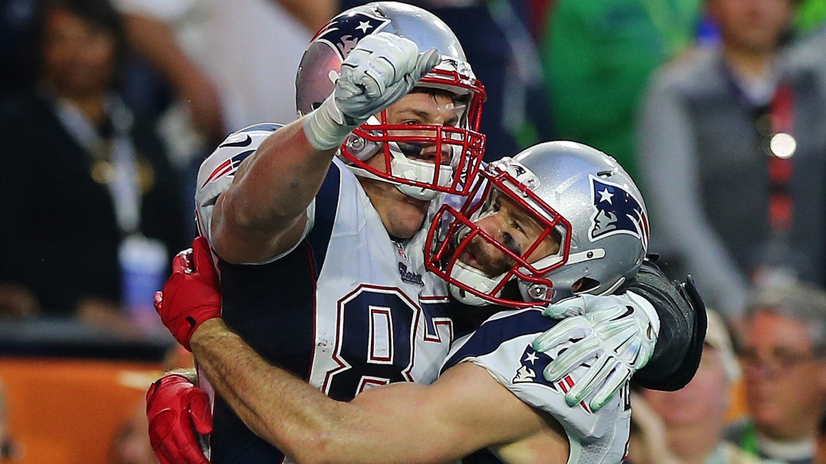 Gronkowski and Edelman in Arizona