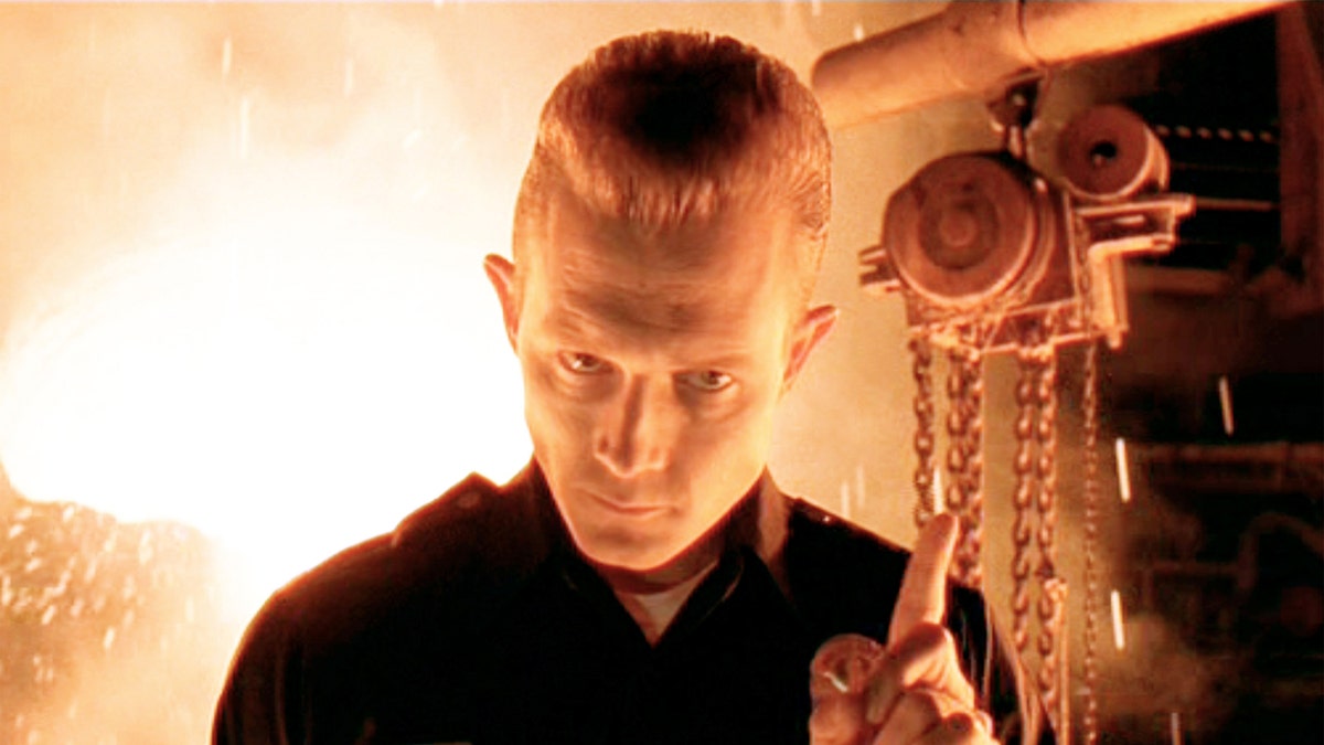 Robert Patrick as the T-1000 in a scene from Terminator 2