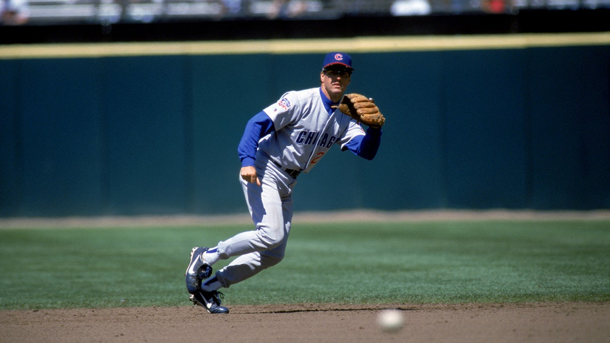 Ryne Sandberg vs Giants