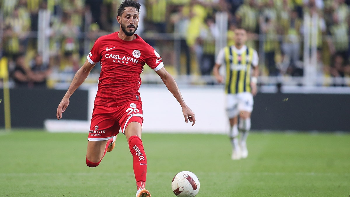 Israeli Soccer Player Under Investigation In Turkey For Gesture Of ...