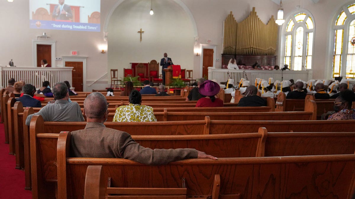 South Carolina church parishoners