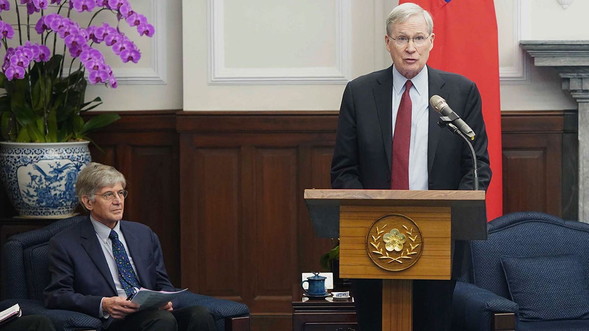 Stephen Hadley speaks