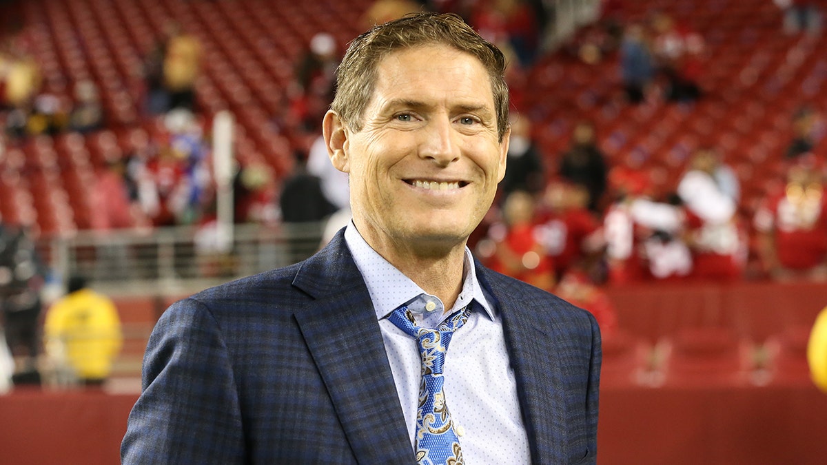 Steve Young at 49ers game