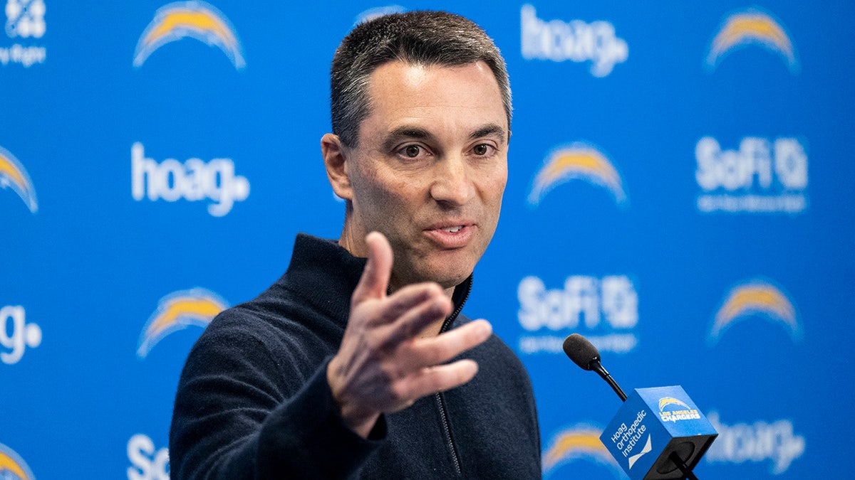 Raiders expected to hire former Chargers GM Tom Telesco in same role: reports | Fox News