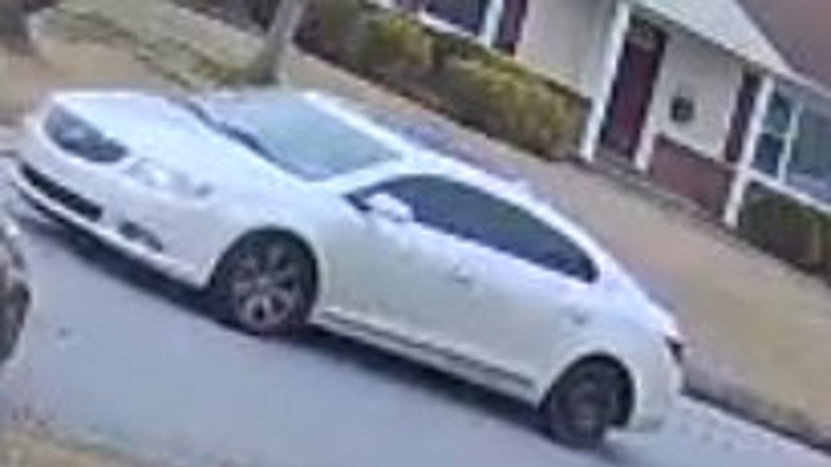 Virginia beach assault suspect's car being sought