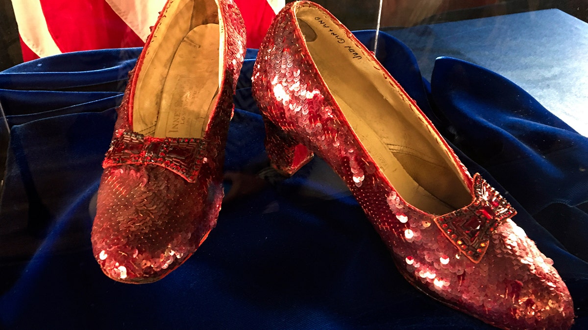 Os chinelos vermelhos de Judy Garland