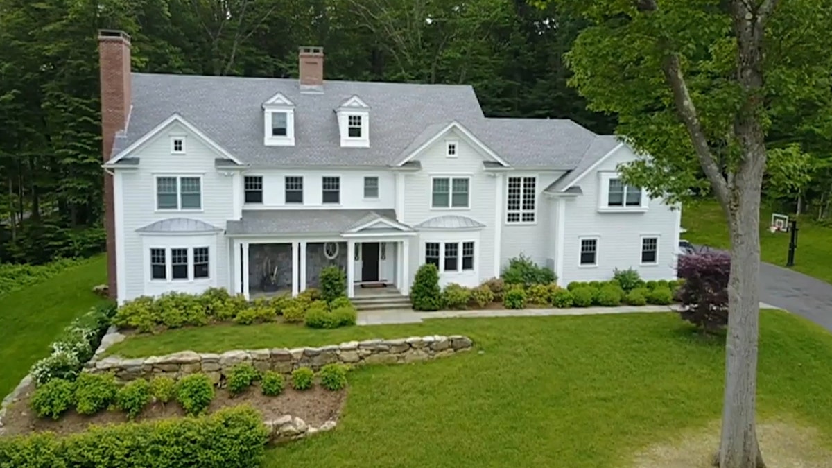 Jennifer Dulos home in New Canaan