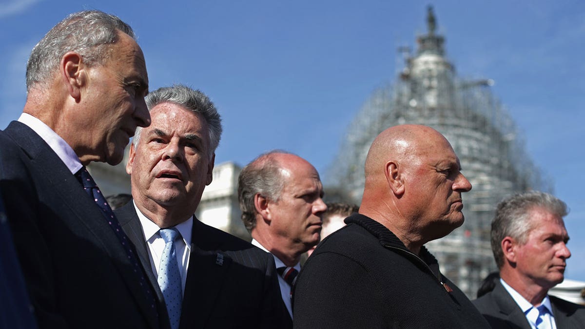 Schumer with Zadroga outside capitol