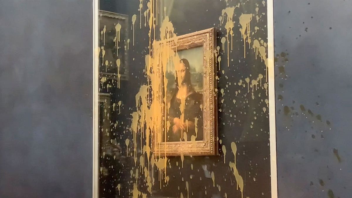 Mona Lisa soup splatter