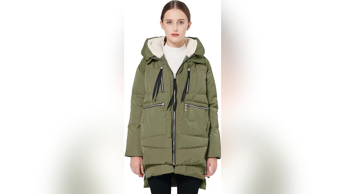 Keep warm and stylish in this big jacket.