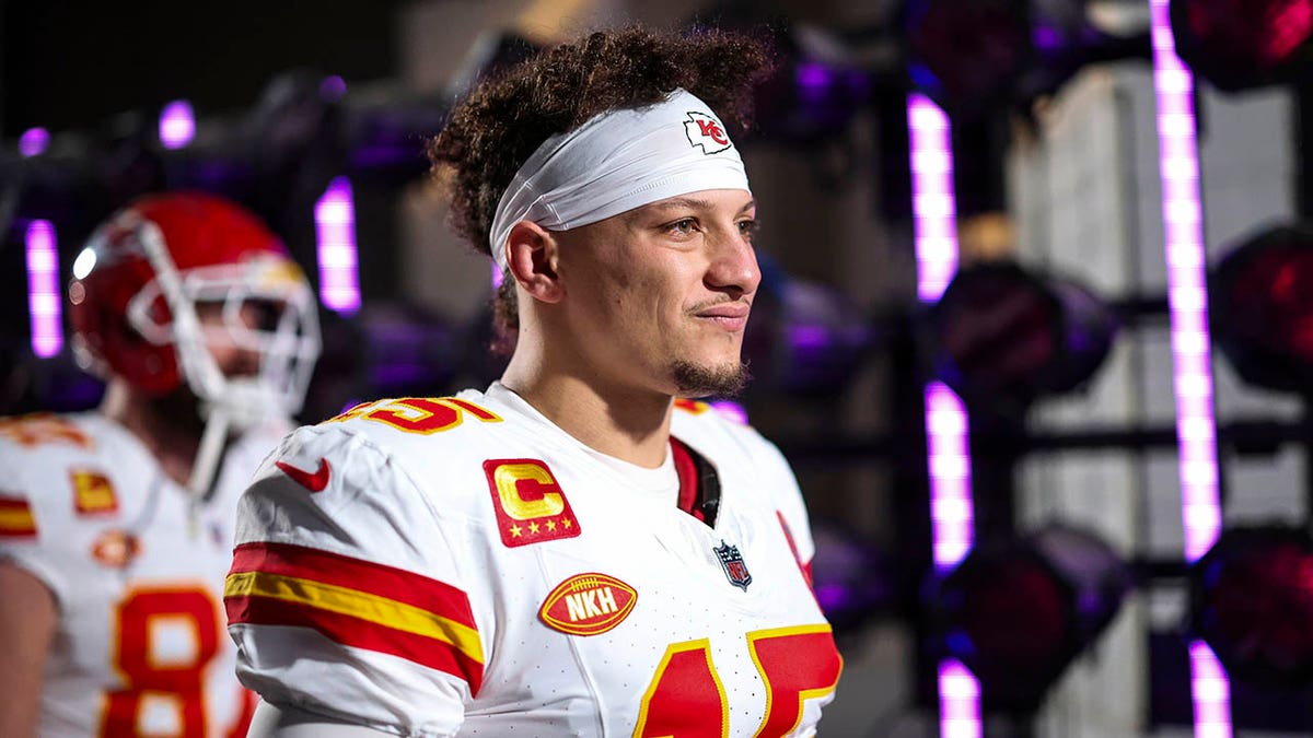 Patrick Mahomes in tunnel