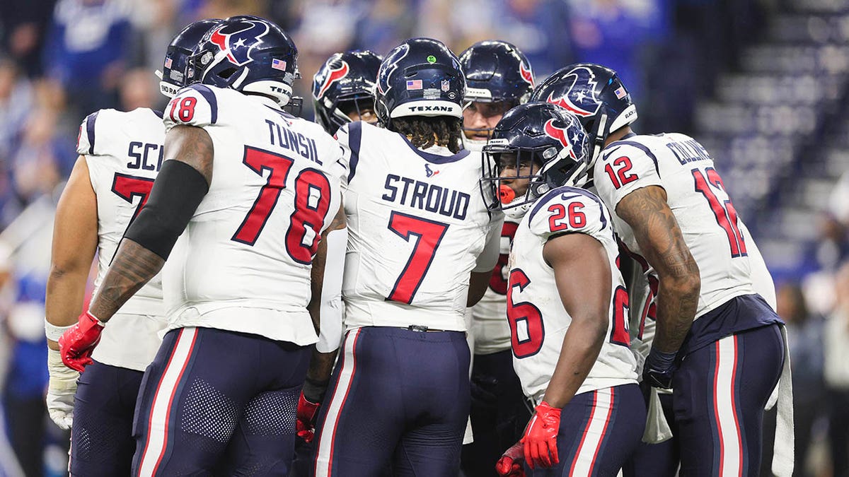 Texans Clinch Playoff Spot By Holding Off Colts’ Late Push ...