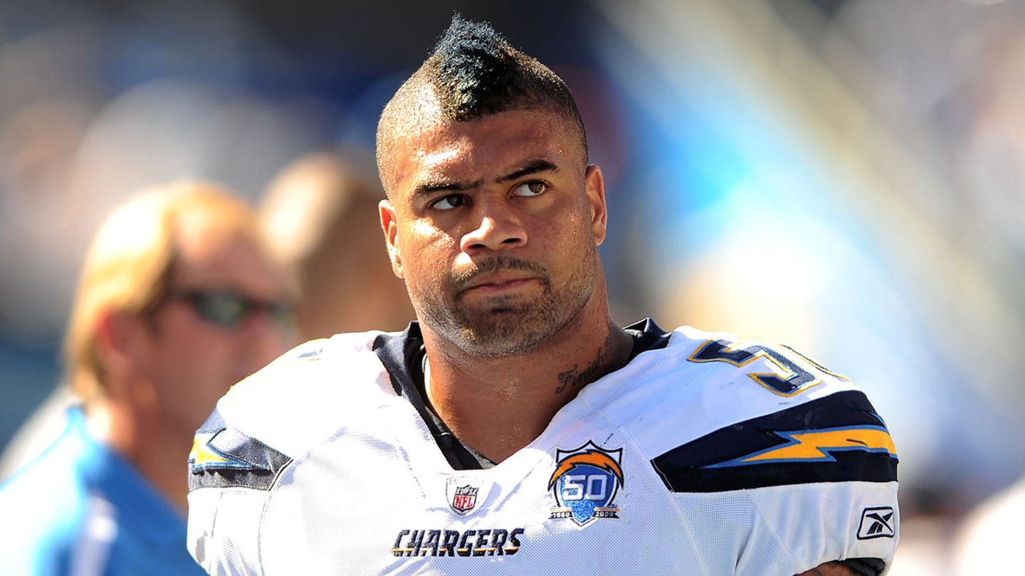 Shawne Merriman Launches Lights Out Sports, a Free Streaming Service for All Things Fighting