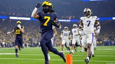 Michigan's Donovan Edwards starts National Championship with 2 touchdowns in 1st quarter