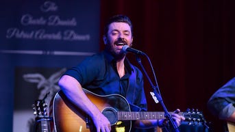 Country star Chris Young addresses 'false accusations' following arrest at Nashville bar