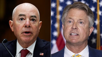 Sen. Marshall brings 'no confidence' resolution of Mayorkas to Senate floor