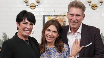 'Golden Bachelor' stars Gerry Turner and Theresa Nist's wedding will be officiated by contestant Susan Noles