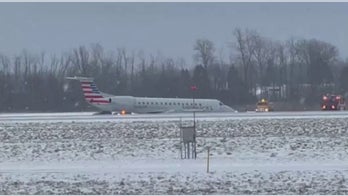 American Airlines plane slides off taxiway at New York airport, no one injured: FAA