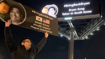 American dad fights for return of young son kidnapped to Korea