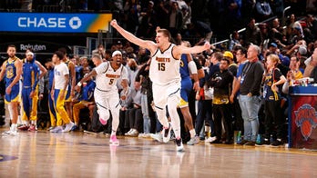 Nuggets' Nikola Jokic hits wild buzzer-beating banked 3 to stun Warriors