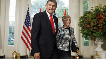 Sen. Joe Manchin's wife hospitalized after car crash in Alabama, in 'stable condition'