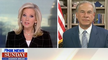 Greg Abbott says Eric Adams should sue Biden instead of bus companies to end migration influx