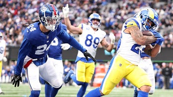 Mother of Rams' Kyren Williams fends off eager Giants fan for son's touchdown ball